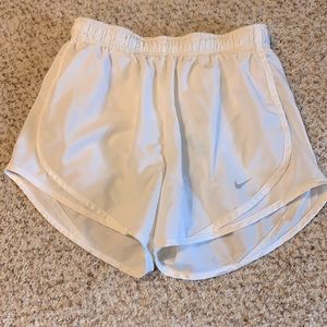 White nike shorts